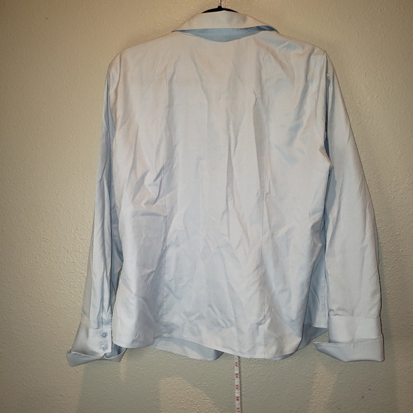 Jones New York Button up - Picture 4 of 4